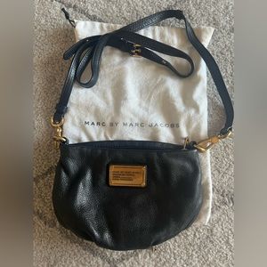 Marc Jacobs Crossbody, Black